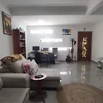 Casa Com Piscina E Churrasqueira